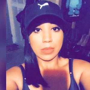 Meet your Posher, Lorena